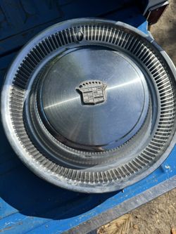 Cadillac Hub Caps