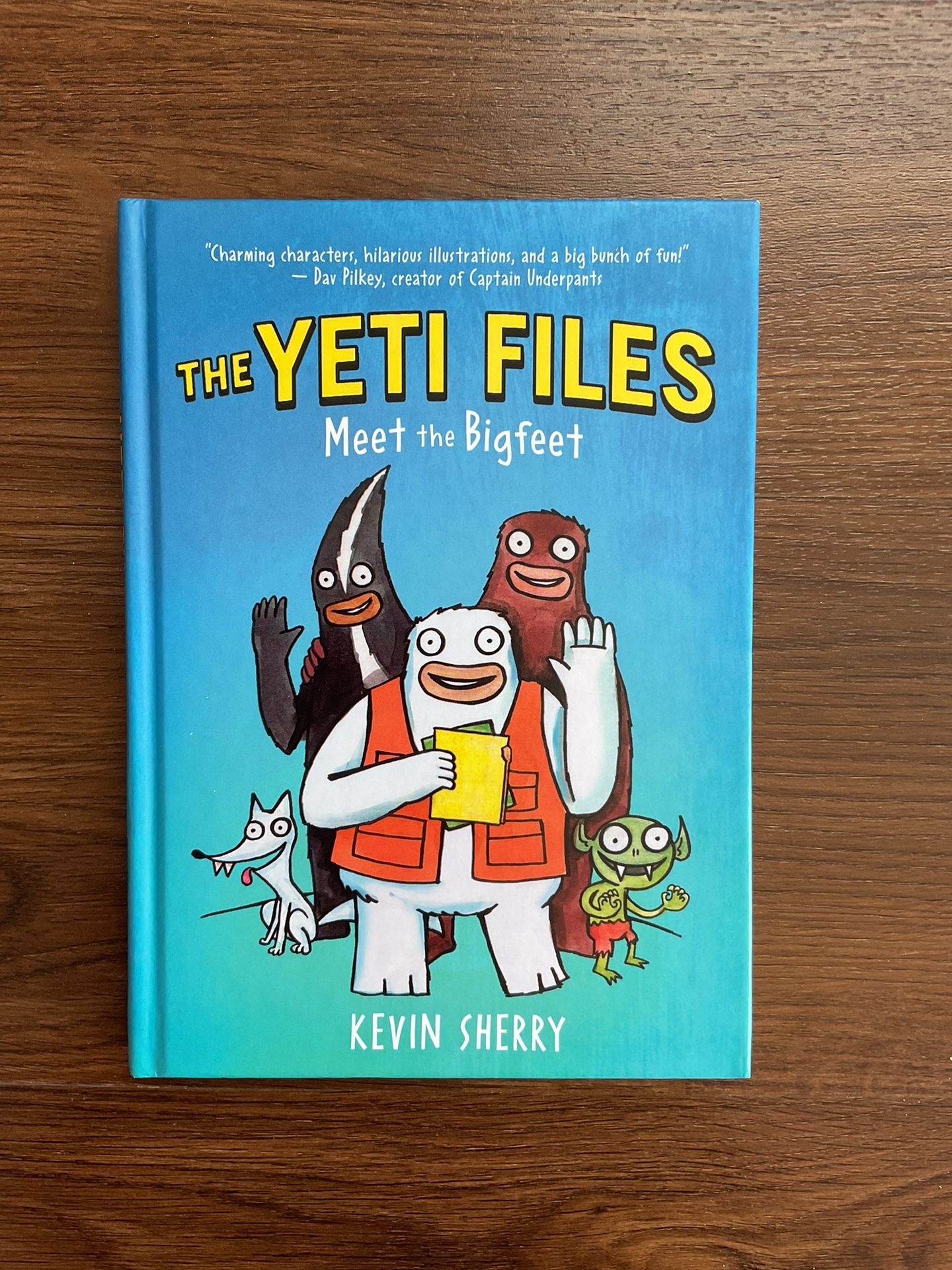 Meet the Bigfeet (the Yeti Files #1) by Kevin Sherry (2014, Hardcover)