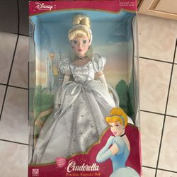 Disney Cinderella Porcelain Doll Keepsake