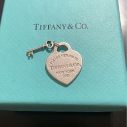 Tiffany & Co Pendant Heart