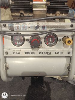 FORTRESS ..2 GAL./135PSI/2.1SCFM@90PSI/1.2HP AIR COMPRESSOR