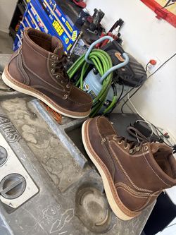 Men’s boots 10.5 EE