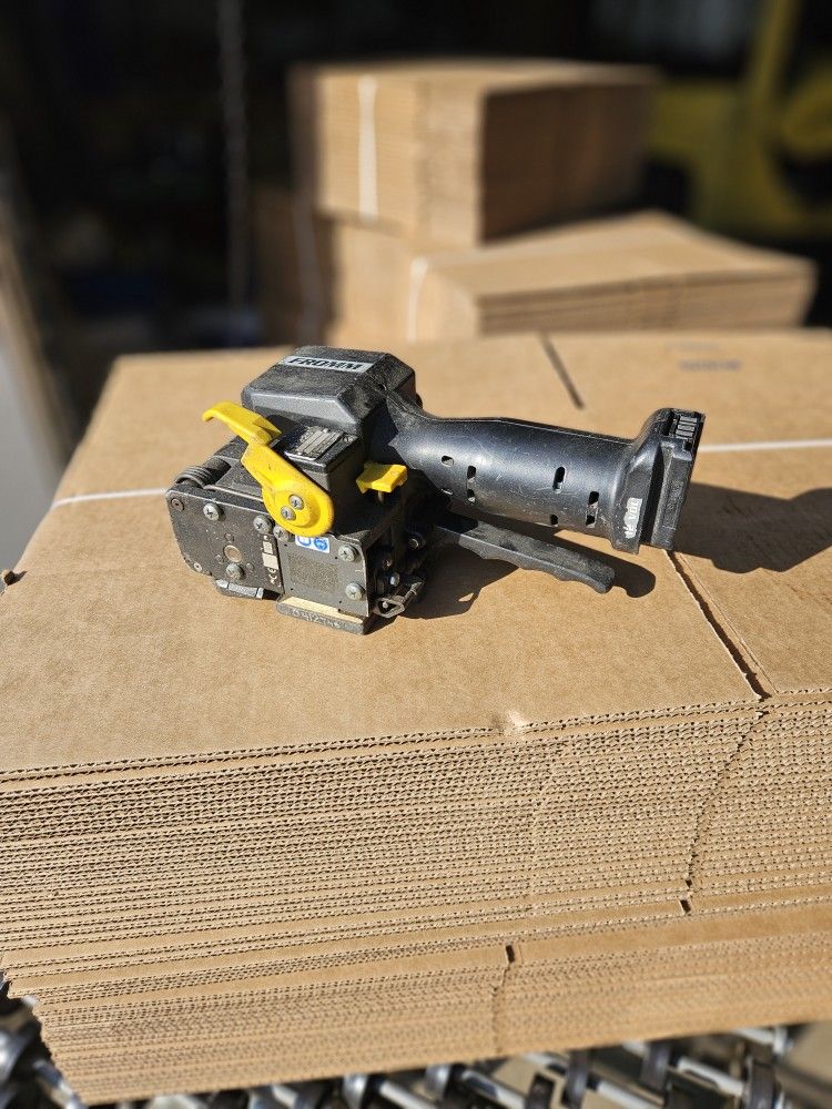Fromm P320 Hand Held Strapping Tool