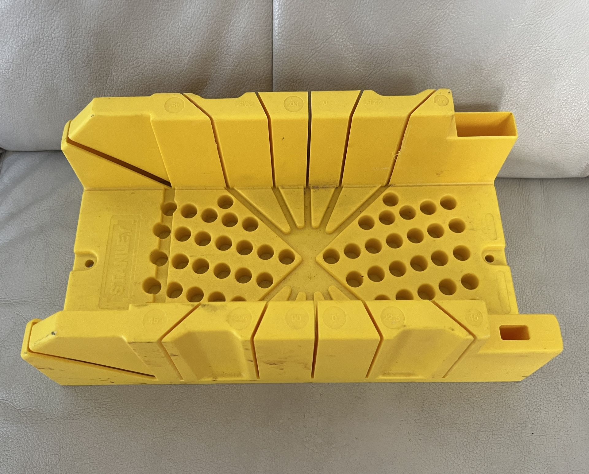 14.5 in. Deluxe Clamping Miter Box