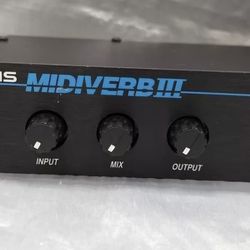Alesis MIDIVERB 3,  Multiefects Proccesor 24 Bits 