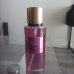 Victoria’s Secret Pure Seduction Fragrance Mist – New (Full Size)