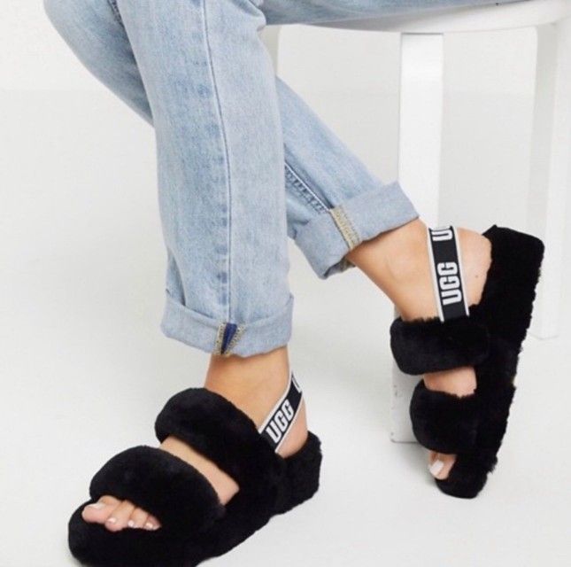 Ugg Slipers Size 7 New