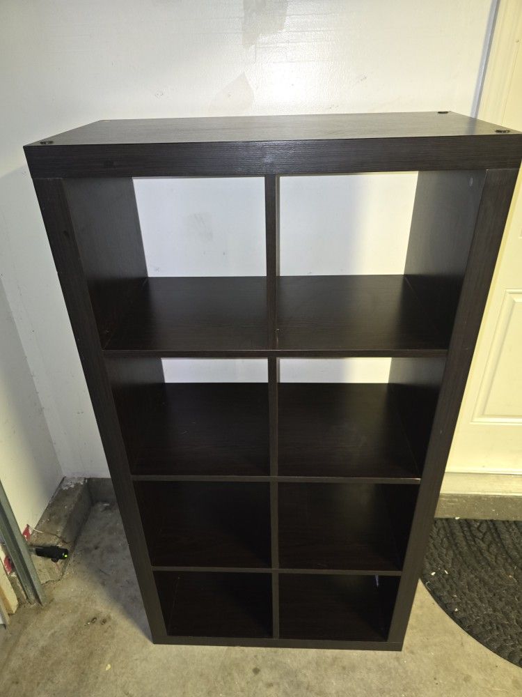 8 Cube Storage Dresser
