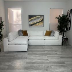 GRANT SECTIONAL COUCH NIXON WHITE - CITY FURNITURE - FREE DELIVERY 