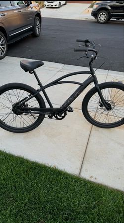 Electra Go! Cruiser Bike Matte Black
