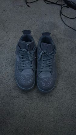 Jordan 4s