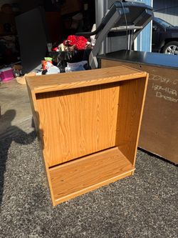 Solid Wood 2 Shelf Book Case o