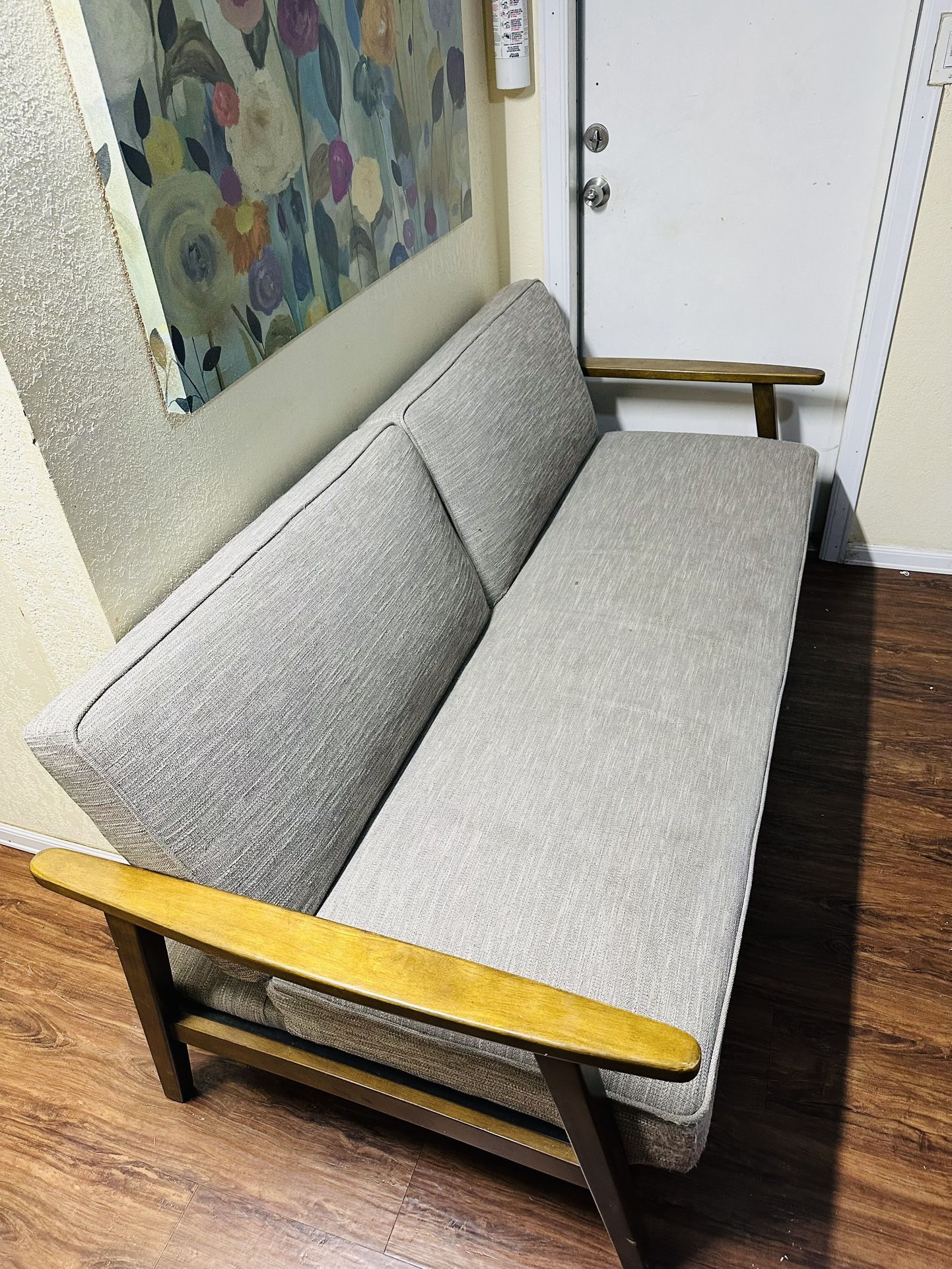 Futon Sofa Bed Nice Couch Hablo Español $150