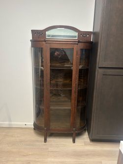 Antique curved glass