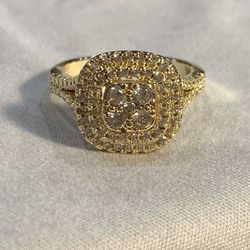 Nice  Ladies Ring. New. Size 8. Base Metal Is 925 Silver. Matching Earrings And Pendant On My Page. 