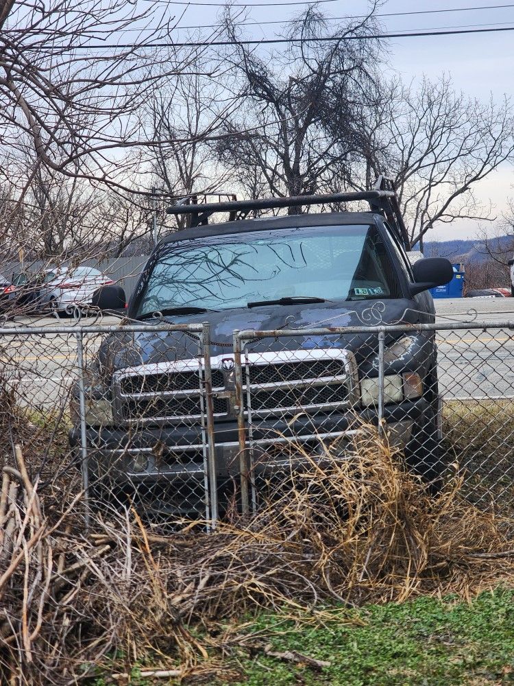 98 Dodge Ram 1500 V8