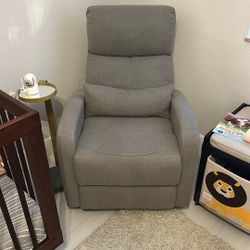 Nursery Room Recliner/Glider