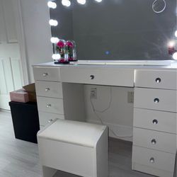 /// Vanities // Tocadores// Espejos Disponibles// In Stock ///