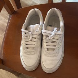Air max(size 8 In Men)