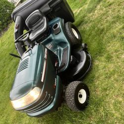Craftsman Ride On Lawnmower With Triple Bagger Attachment 