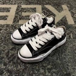 MMY Sneakers