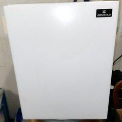 Mini Fridge - Works Fantastic 