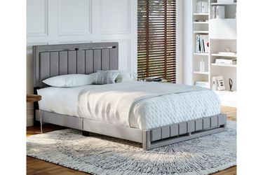 Queen Platform Bed - Grey