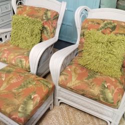 CUTE BAMBOO SET AT PICKY PINCHERS 3643 5TH AVE N ST PETE OPEN NOON TO 6 FREE DELIVERY 