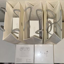 AirPods Pros