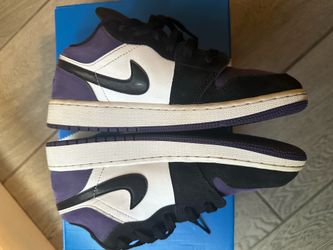 Air Jordan low 1s