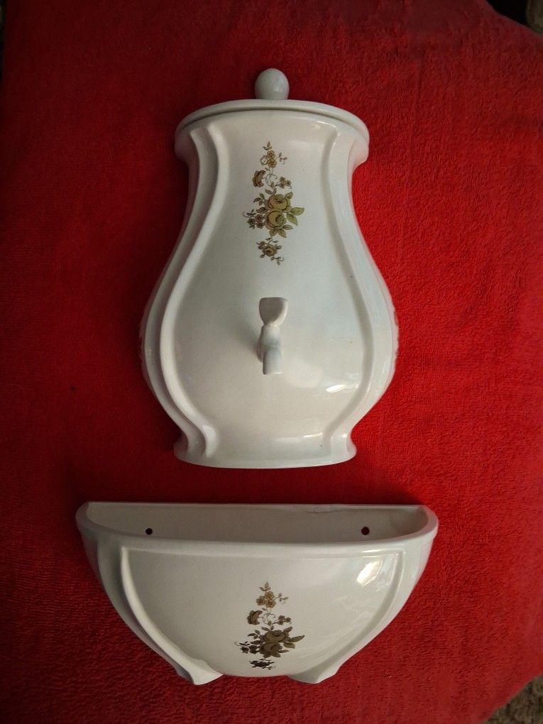 Vintage Ceramic Wall Mounted Planter