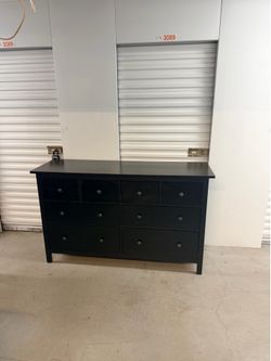 Delivery Available Solid Wood 8 Drawer Dresser