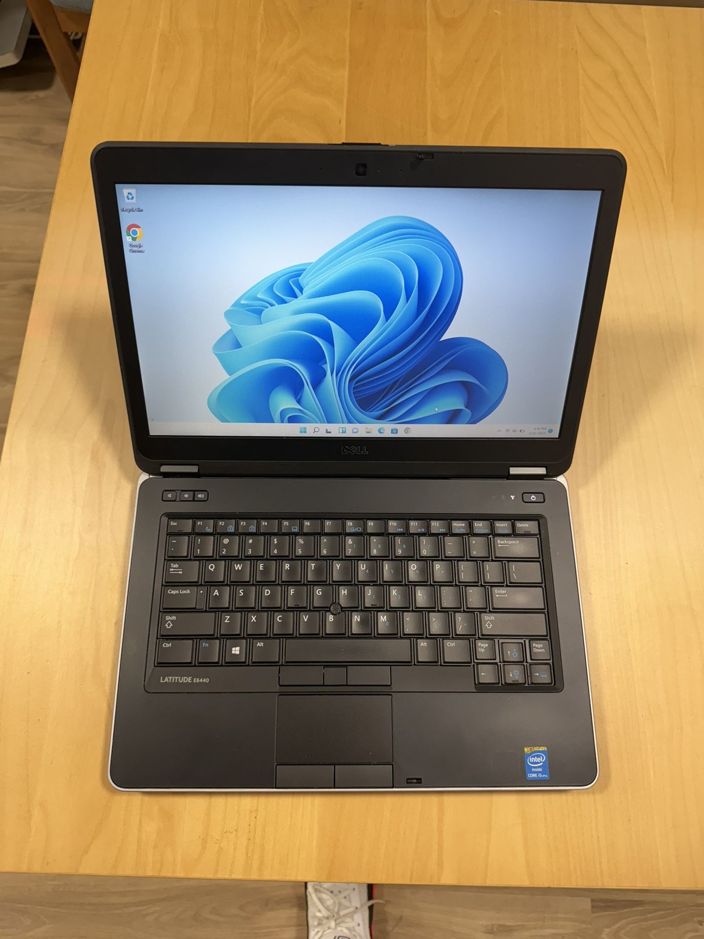 DELL laptop 14 inch i5 processor win 11
