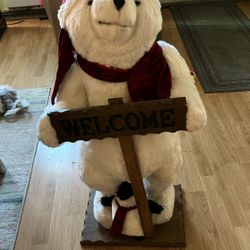 Christmas Polor Bear And Baby Penguin Holding Welcome Sign Stands Alittle Over Two Feet Excellent Condition 