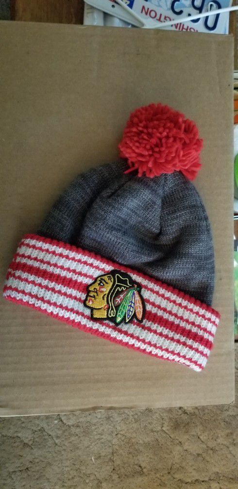 Chicago Blackhawks Knit Hat With Pom