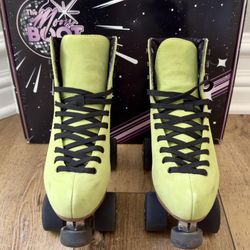 Moon Boot Roller Skates Lime Green Black Women Size 7 Quad Skates w/ Box