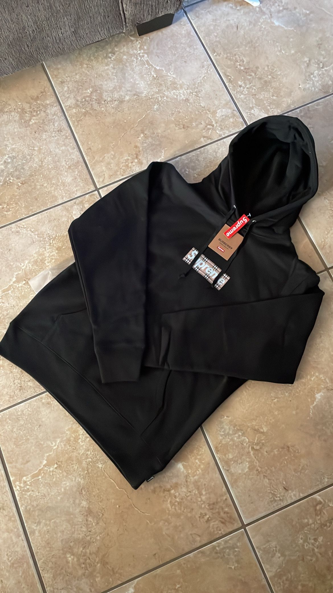 Supreme Hoodie