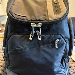 Briggs & Riley Travelware backpack