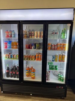 Comercial fridge