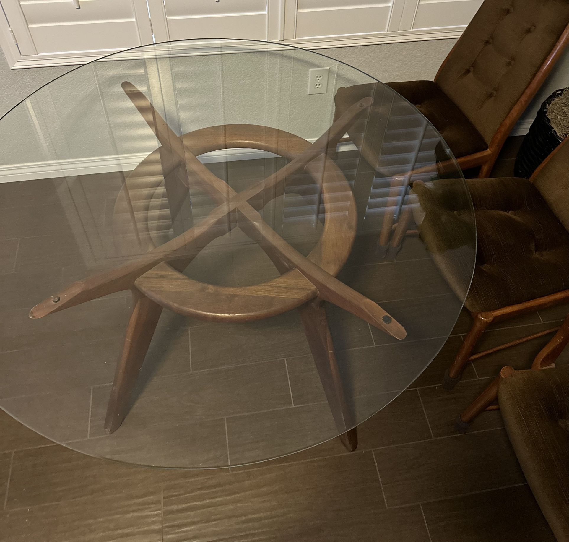 Vintage Adrian Pearsall Compass Dining Table 48” Round