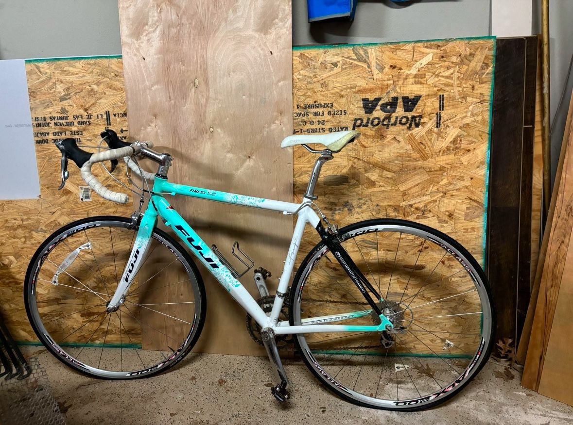 Fuji finest 1.0 women’s road bike Vintage 