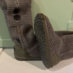 Knit grey Ugg boots