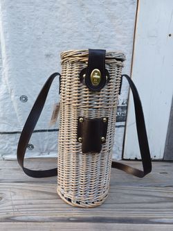 New Vintage Vineyard Basket Wine Cooler 