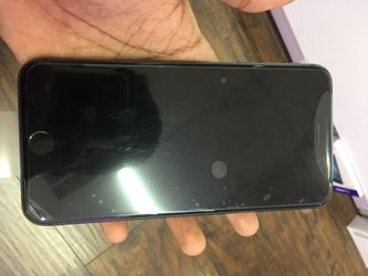 iPhone 8 Plus 64GB Factory Unlocked Excellent Condition With Free Charger