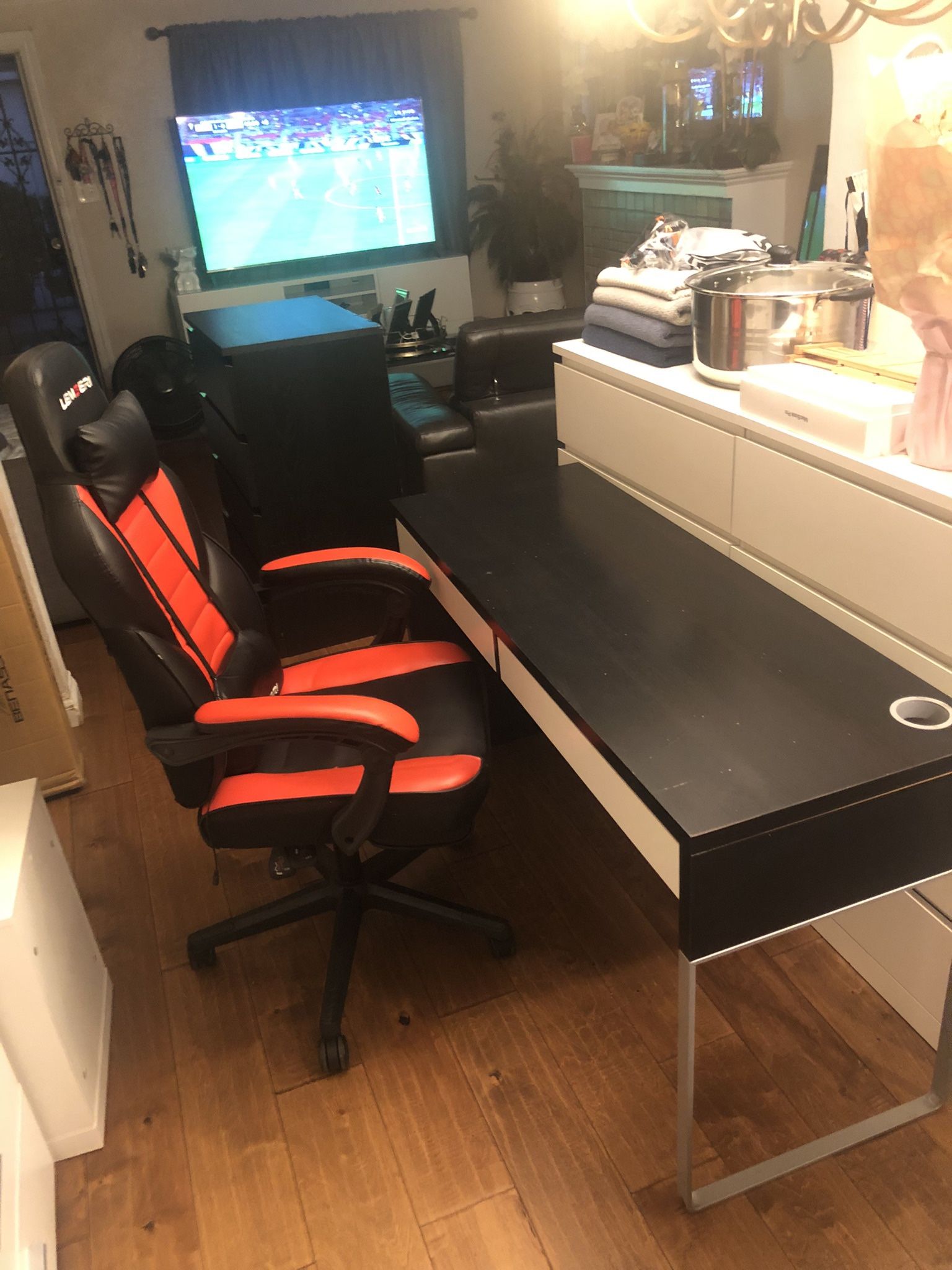 Desk & Chair