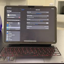 Ipad Air 11, M3 256GB with Keyboard