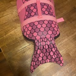 Dog Life Vest Size Medium 