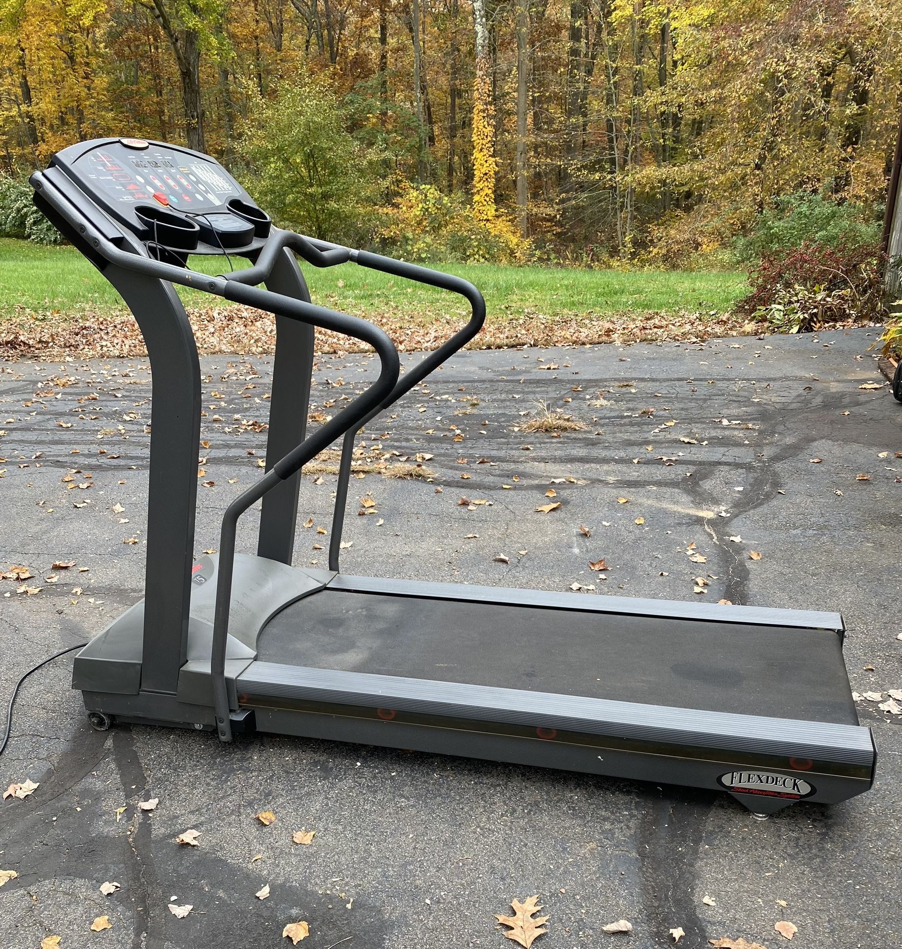 Treadmill (brand: “LifeFitness”)