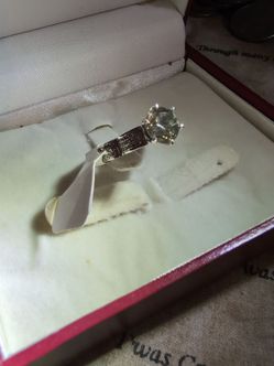 New two karats diamond rind in 14k gold mount