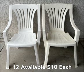 Lawn Chairs "12 Available" Take All $90